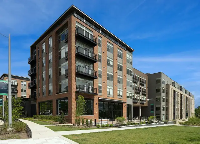 Photo of 7970 Maitland St, McLean, VA 22102