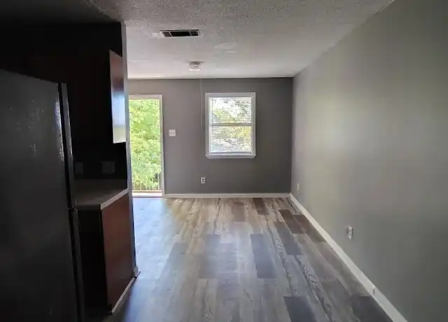 Property at 3 Meredith Ct, Little Rock, AR, 72227, 1 bed, 1 bath, [object Object]