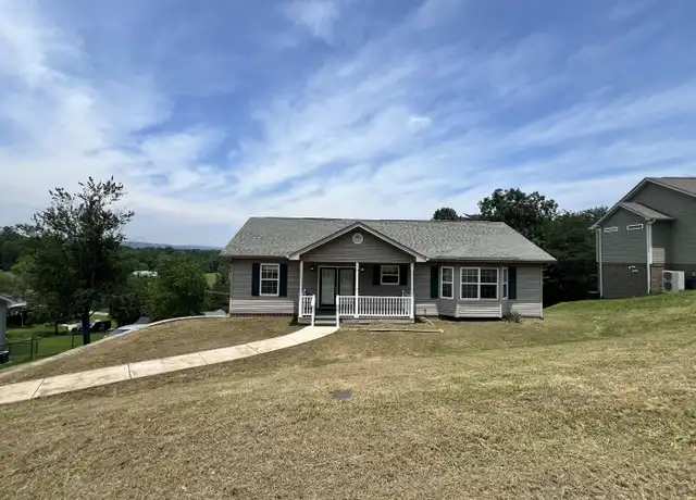 Property at 825 Tommie Ln, Soddy Daisy, TN, 37379, 4 beds, 3 baths, [object Object]