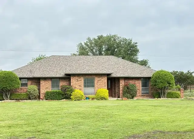 Property at 10694 Rose Garden Ct, McKinney, TX, 75072, 3 beds, 2 baths, [object Object]