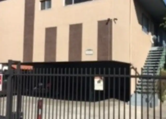 Property at 5853 Virginia Ave Unit 3, Los Angeles, CA, 90038, 2 beds, 1 bath, [object Object]