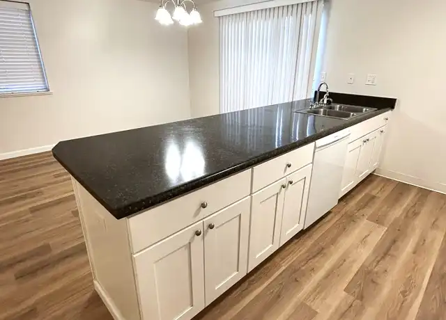 Property at 2300 E Barnett Rd Unit 57, Medford, OR, 97504, 2 beds, 1 bath, [object Object]