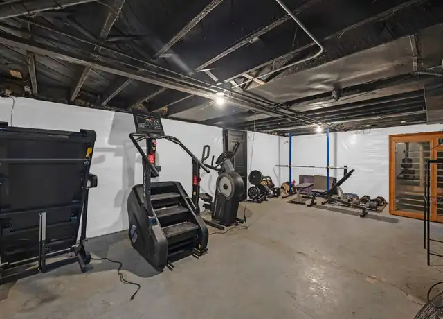 Property at 720 Arthur Ave, Des Moines, IA, 50316, 3 beds, 1 bath, [object Object]