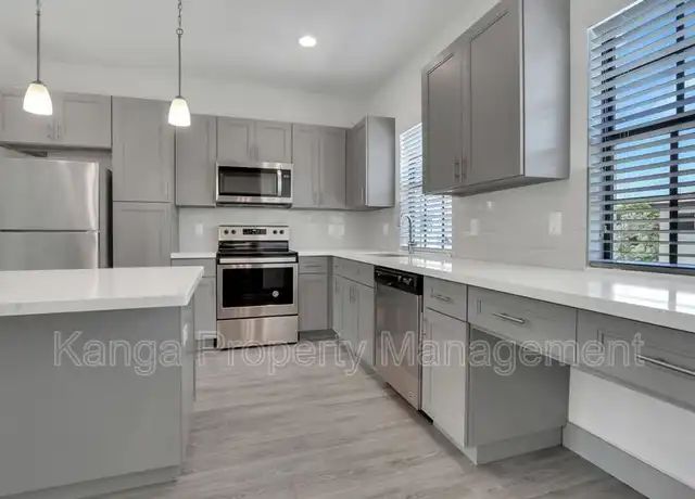 Property at 600 NE 14th Ct Unit 101, Fort Lauderdale, FL, 33304, 2 beds, 2 baths, [object Object]
