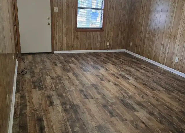 Property at 116 Woodland Cir, Crockett, TX, 75835, 2 beds, 1.5 baths, [object Object]