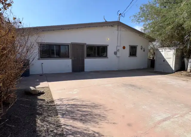 Property at 621 N Sierra Ave, Nogales, AZ, 85621, 2 beds, 2 baths, [object Object]
