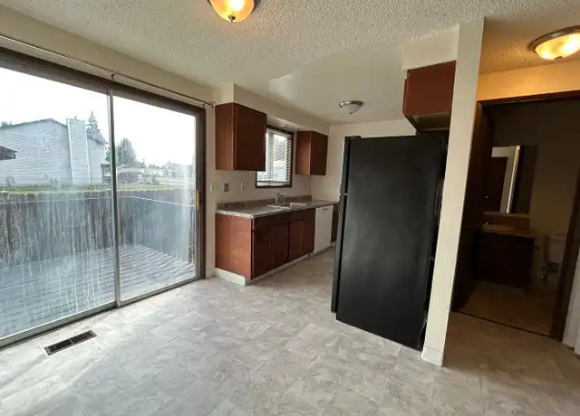 Property at 104 McGuire Pl Unit 106, Longview, WA, 98632, 2 beds, 1.5 baths, [object Object]