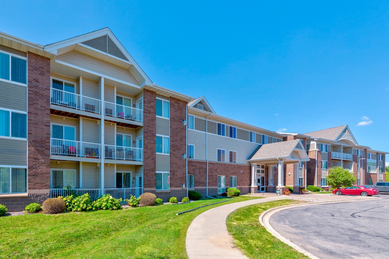 Lakeville Woods Apartments - Apartments for Rent | Redfin