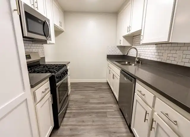 Property at 7057 Lanewood Ave, Los Angeles, CA, 90028, 2 beds, 2 baths, [object Object]