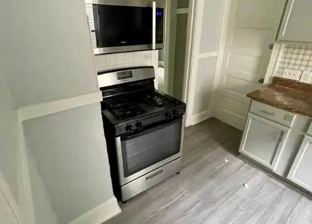 Property at 3396 W 117th St, Cleveland, OH, 44111, 2 beds, 1 bath, [object Object]