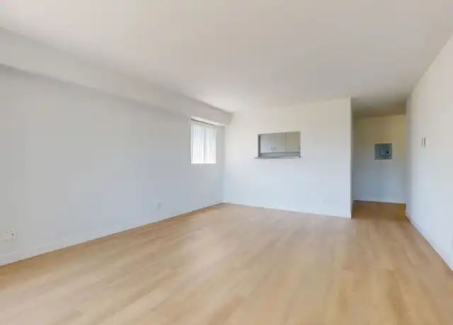 Property at 500 E 33rd St Unit 4-0401, Chicago, IL, 60616, 0 beds, 1 bath, [object Object]