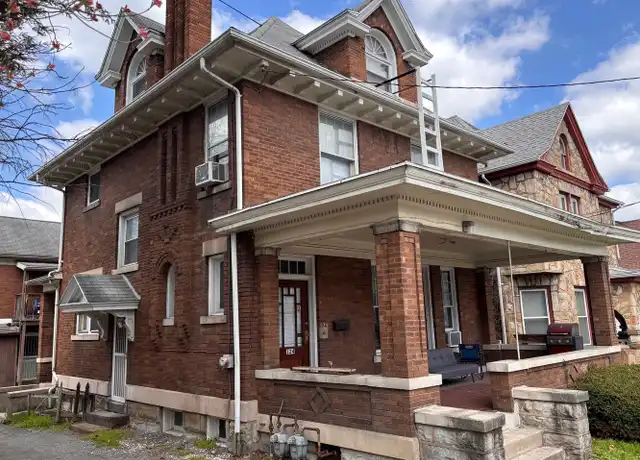 Property at 124 S Walnut St, Morgantown, WV, 26501, 3 beds, 2 baths, [object Object]