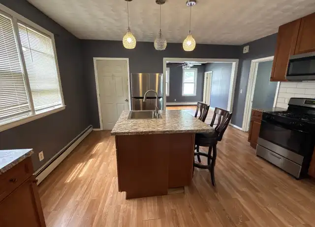 Property at 45 Union St Unit 2, New Britain, CT, 06051, 5 beds, 2 baths, [object Object]