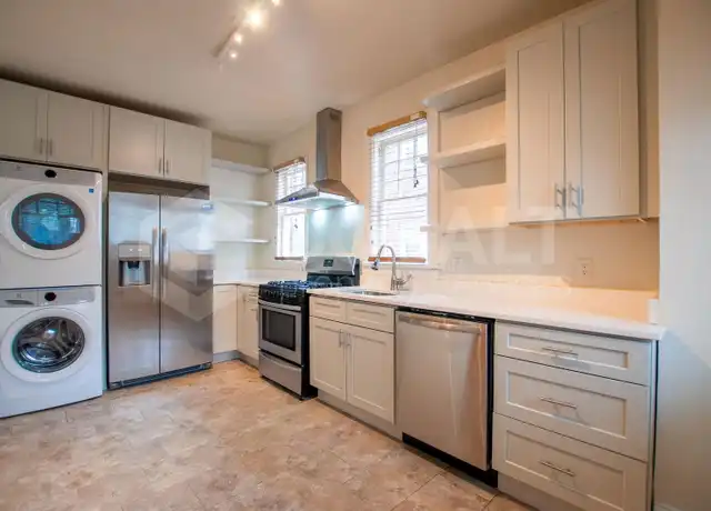 Property at 735 Ponce De Leon Ct NE Unit 2, Atlanta, GA, 30308, 2 beds, 2 baths, [object Object]
