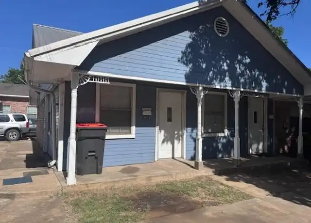 Property at 212 16th St SE, Paris, TX, 75460, 1 bed, 1 bath, [object Object]