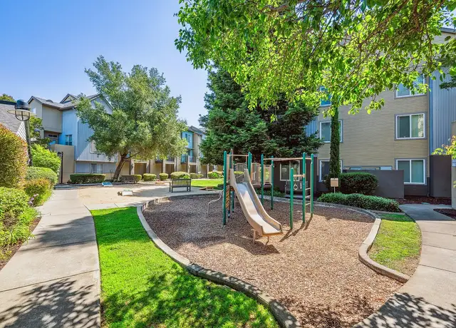Photo of 1400 Technology Ln, Petaluma, CA 94954