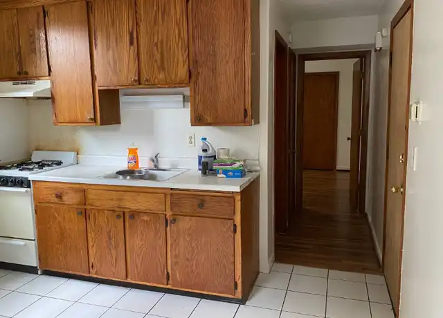 Property at 1805 11th Ave S, Minneapolis, MN, 55404, 1 bed, 1 bath, [object Object]