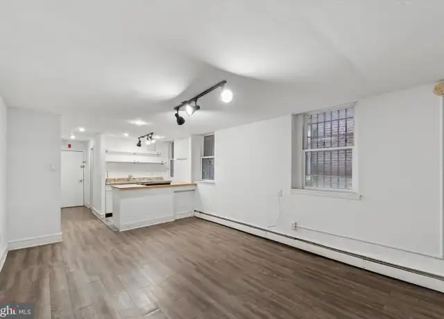 Property at 240 S 13th St Apt B, Philadelphia, PA, 19107, 1 bed, 1 bath, [object Object]