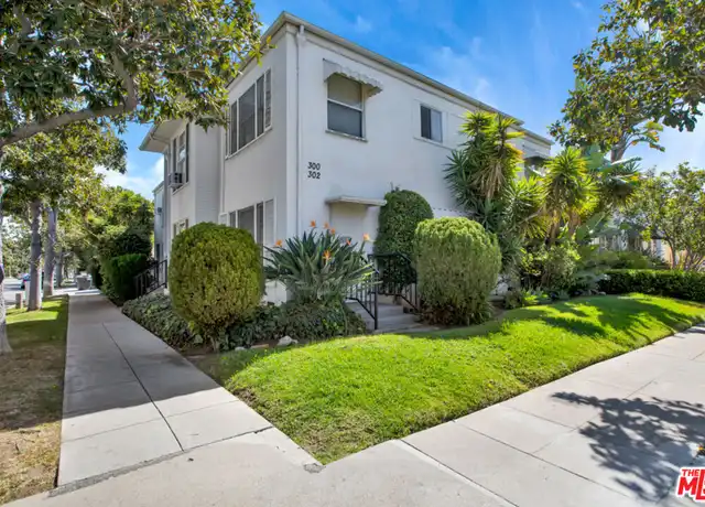 Property at 300 S Doheny Dr, Beverly Hills, CA, 90211, 1 bed, 1 bath, [object Object]