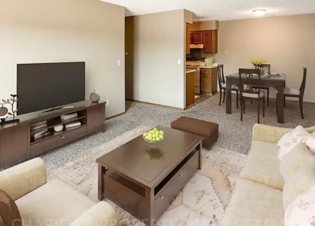 Property at 809 W 10th St Unit 7, Sioux Falls, SD, 57104, 2 beds, 1 bath, [object Object]