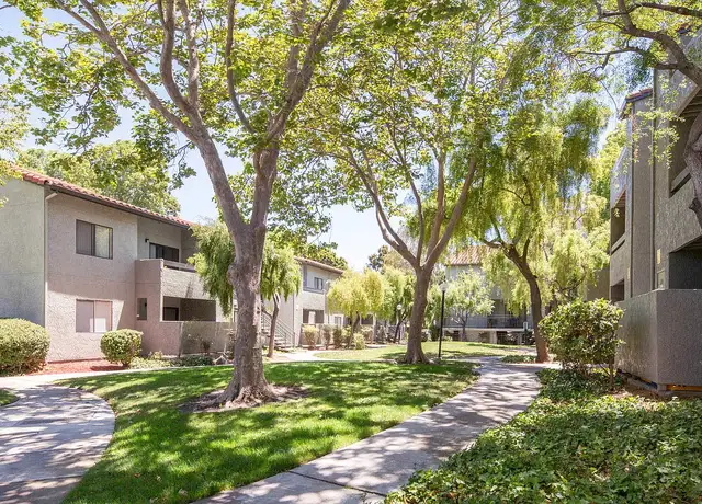 Photo of 34655 Skylark Dr, Union City, CA 94587