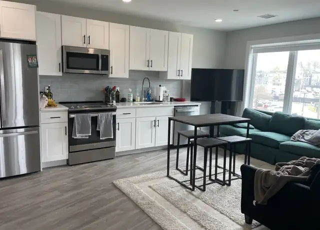 Property at 200 Old Colony Ave Unit 303, Boston, MA, 02127, 2 beds, 1 bath, [object Object]