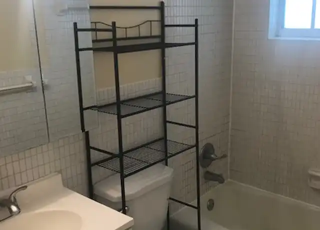 Property at 432 SE 20th St Unit 8, Fort Lauderdale, FL, 33316, 1 bed, 1 bath, [object Object]