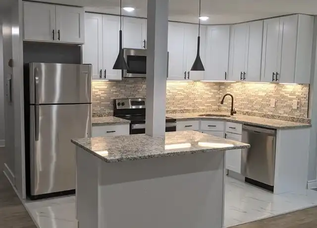 Property at 36 Old Pepperidge Ln Unit A3, Wethersfield, CT, 06109, 1 bed, 1 bath, [object Object]