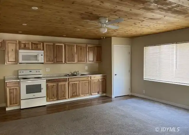 Property at 54141 Pine Crest Ave Unit D, Idyllwild-Pine Cove, CA, 92549, 1 bed, 1 bath, [object Object]