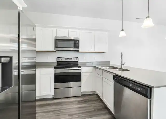 Property at 676 N 380 W Rm 1 Master, Vineyard, UT, 84059, 3 beds, 2 baths, [object Object]