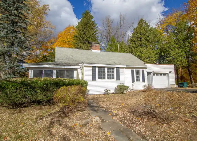 Property at 183 Old Niskayuna Rd, Latham, NY, 12110, 2 beds, 1 bath, [object Object]