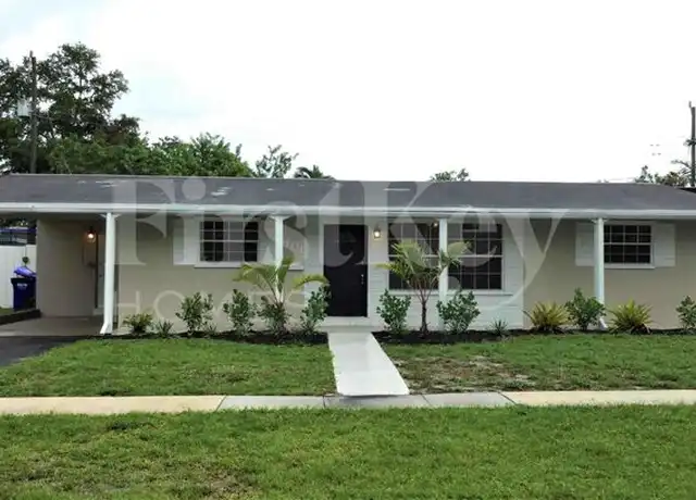 Property at 401 SW 68th Blvd, Pembroke Pines, FL, 33023, 3 beds, 2 baths, [object Object]