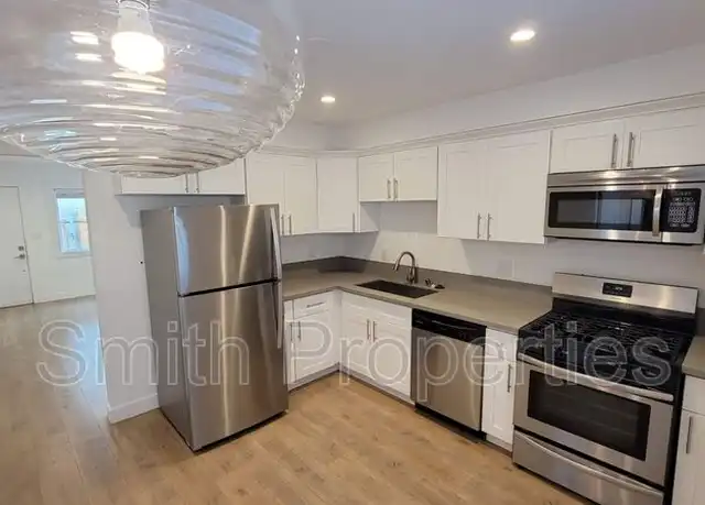 Property at 3868 W 132nd St Unit 3, Hawthorne, CA, 90250, 2 beds, 2 baths, [object Object]