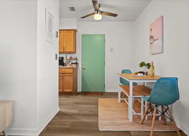 Property at 302 N Mars Ave, Clearwater, FL, 33755, 2 beds, 1 bath, [object Object]