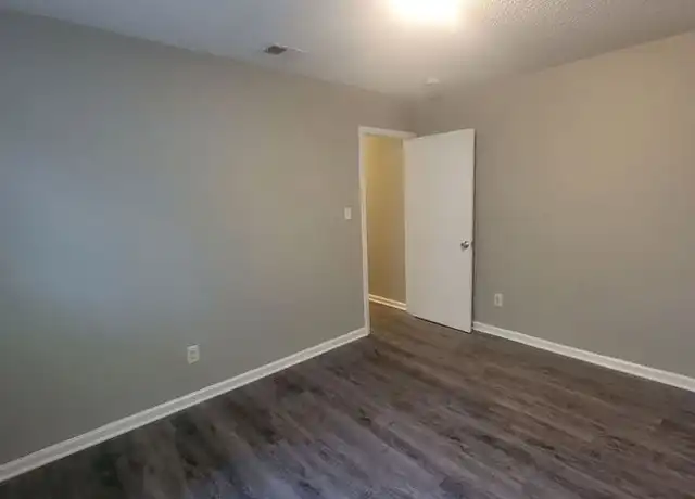 Property at 3639 Allandale Ln, Memphis, TN, 38111, 2 beds, 1 bath, [object Object]