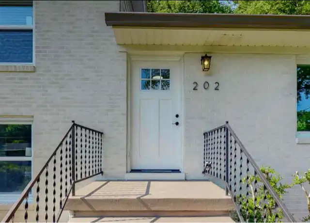 Property at 202 Caldwell Dr, Columbia, TN, 38401, 4 beds, 2 baths, [object Object]