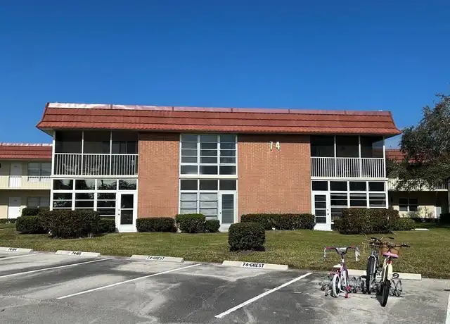 Property at 74 Royal Oak Ct #204, Vero Beach, FL, 32962, 1 bed, 1 bath, [object Object]