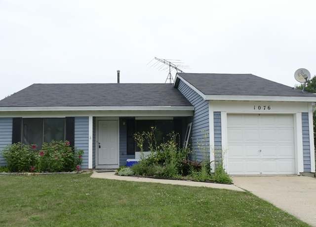 Photo of 1076 Crestwood Ln, Bolingbrook, IL 60440
