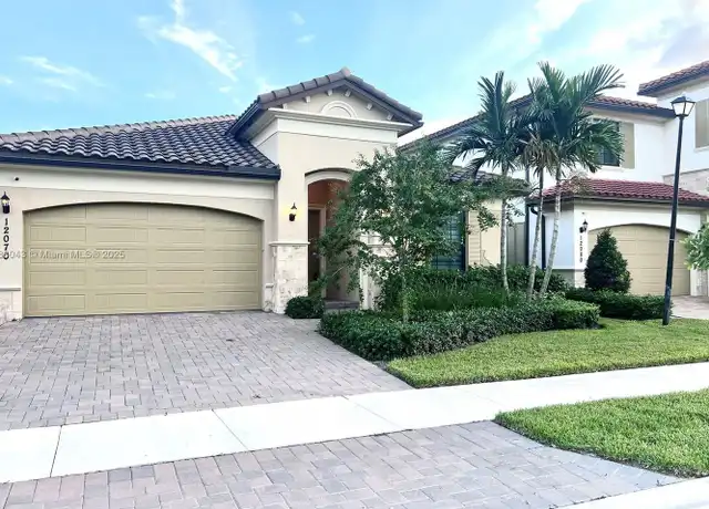 Property at 12070 N Baypoint Cir, Parkland, FL, 33076, 3 beds, 2 baths, [object Object]