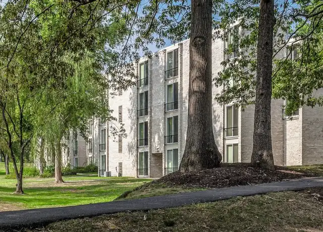 Photo of 430 Ridge Rd, Greenbelt, MD 20770
