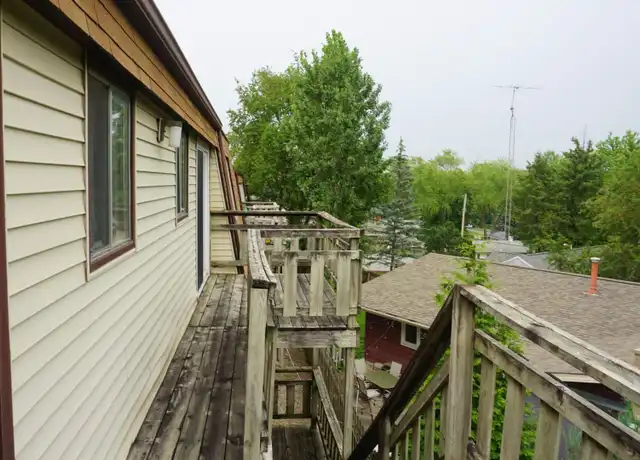 Property at 700 Carriage Hl Unit 706-6, Iowa City, IA, 52246, 2 beds, 1 bath, [object Object]