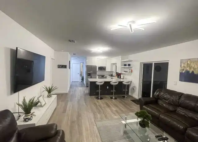 Property at 1520 NW 64th St, Miami, FL, 33147, 1 bed, 1 bath, [object Object]