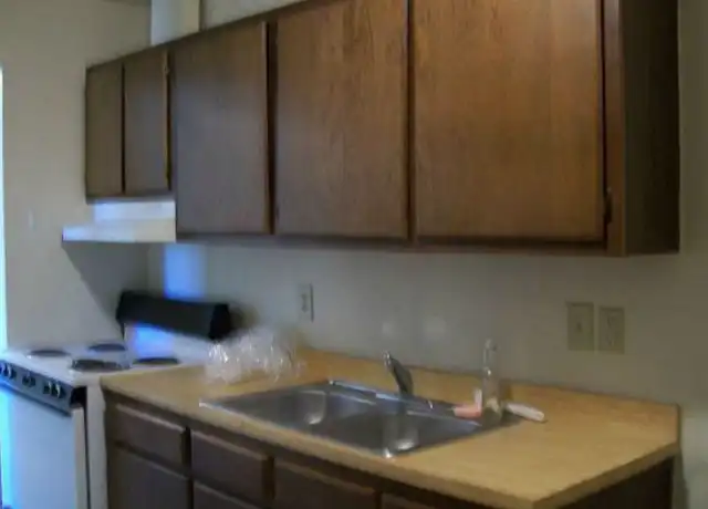 Property at 619 Beech St Unit 101, Charlotte, MI, 48813, 1 bed, 1 bath, [object Object]