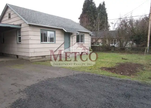 Property at 554 Centennial Blvd Unit B, Springfield, OR, 97477, 4 beds, 2 baths, [object Object]