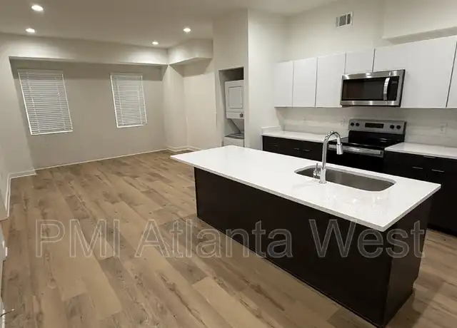 Property at 750 Cascade Pl SW Unit 2, Atlanta, GA, 30310, 2 beds, 2 baths, [object Object]