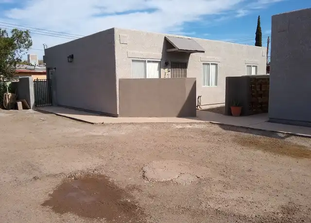 Property at 452 E Blacklidge Dr Unit 2, Tucson, AZ, 85705, 2 beds, 2 baths, [object Object]