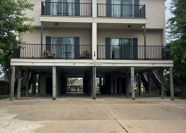Property at 126 Lakeview Dr Unit A, Slidell, LA, 70458, 2 beds, 2.5 baths, [object Object]