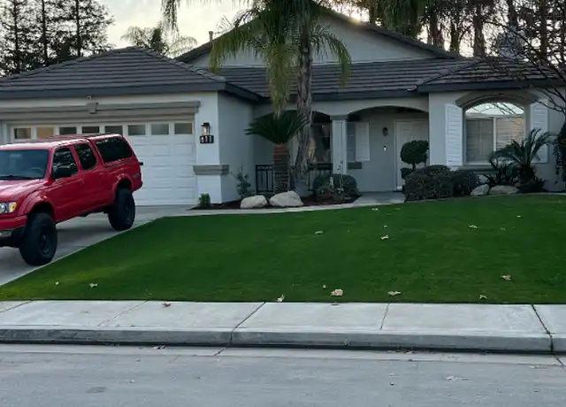 Property at 811 Mountain Park Dr, Bakersfield, CA, 93311, 4 beds, 2 baths, [object Object]