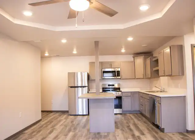 Property at 4576 London Rd Unit 4616 11, Eau Claire, WI, 54701, 2 beds, 2 baths, [object Object]