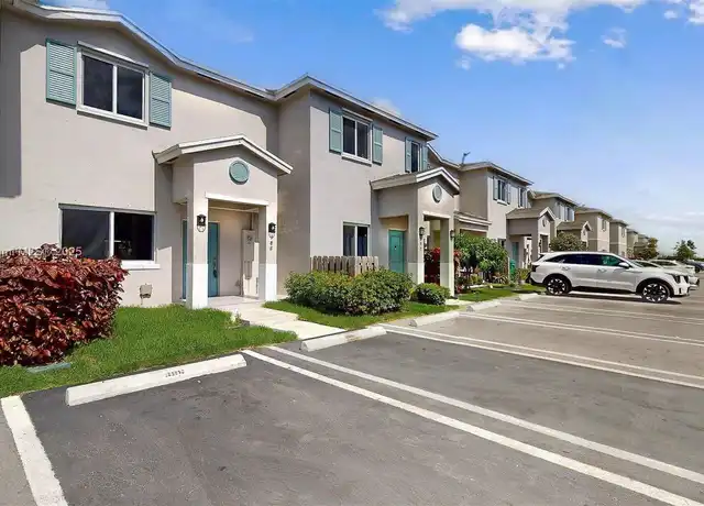 Property at 388 NW 12th Pl, Homestead, FL, 33034, 3 beds, 2.5 baths, [object Object]